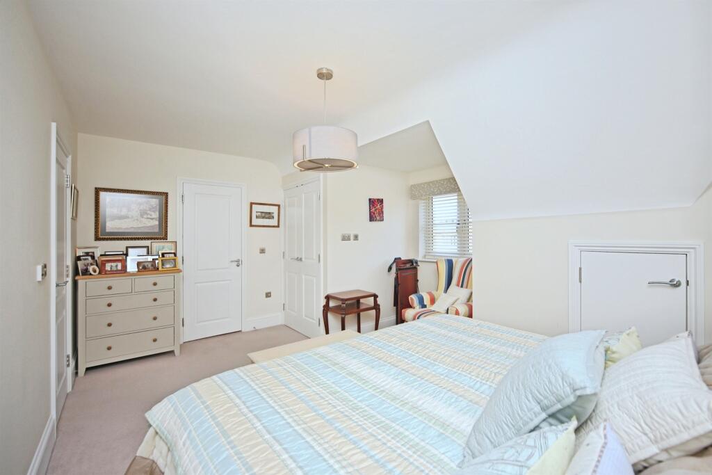 Additional image 6 of Larch Court, Great Alne, Alcester