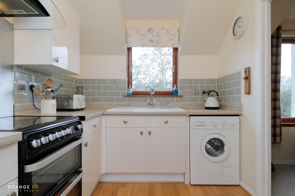 Additional image 12 of 2 bed flat for saleHarbour Street, Nairn IV12