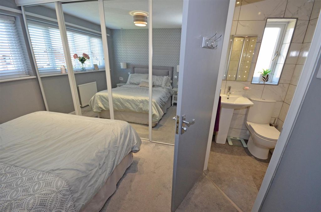 Additional image 17 of 4 bed detached house for saleLarkfield Close, Ashton-Under-Lyne OL7