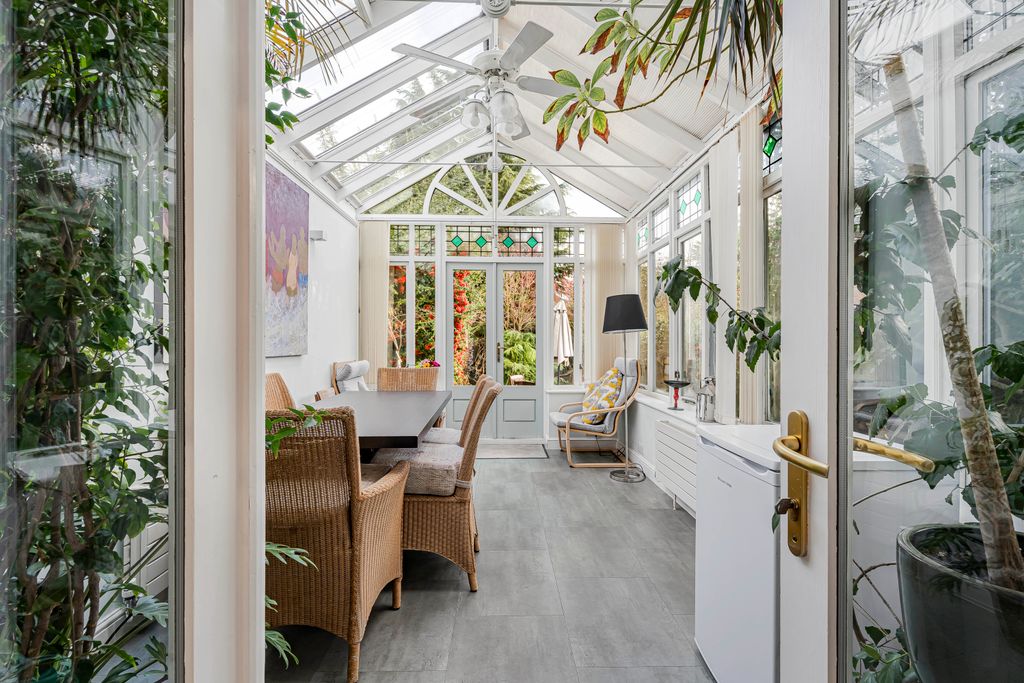 Additional image 4 of 4 bed end terrace house for saleKings Road, Berkhamsted, Hertfordshire HP4