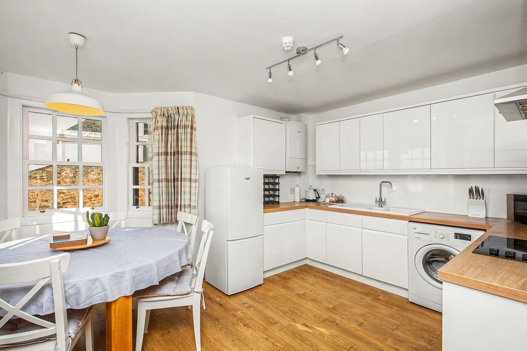 Additional image 5 of 3 bed flat for saleChalmers Brae, Anstruther KY10