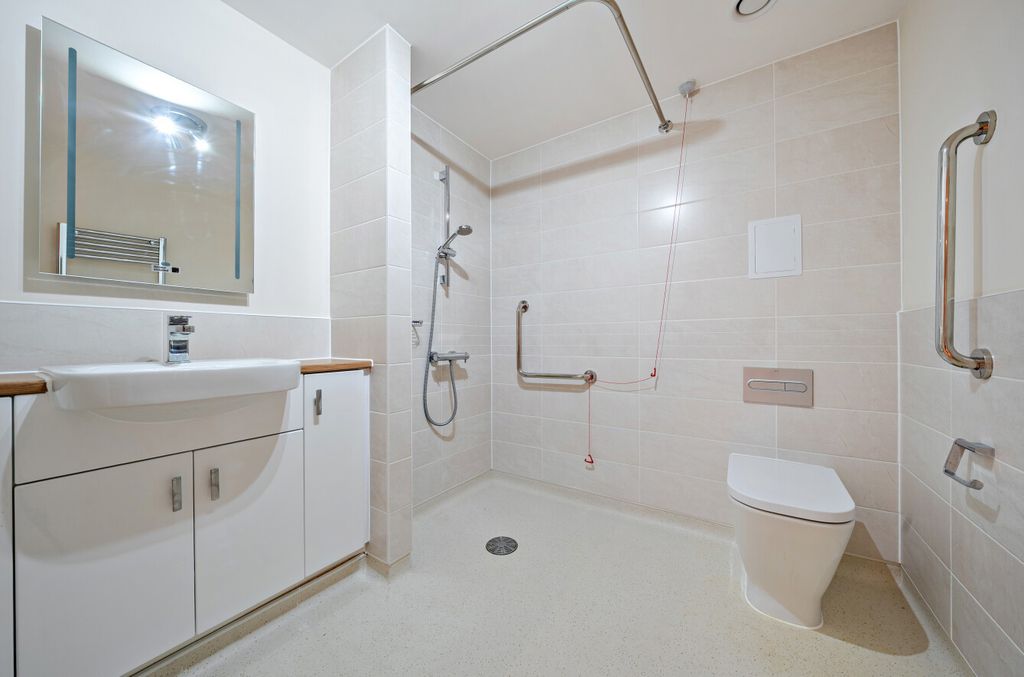 Additional image 6 of 1 bed flat for saleWayfarer Place, The Dean, Alresford, Hampshire SO24