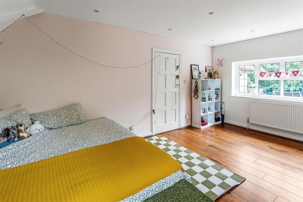Additional image 30 of 4 bed detached house for saleCrampshaw Lane, Ashtead KT21