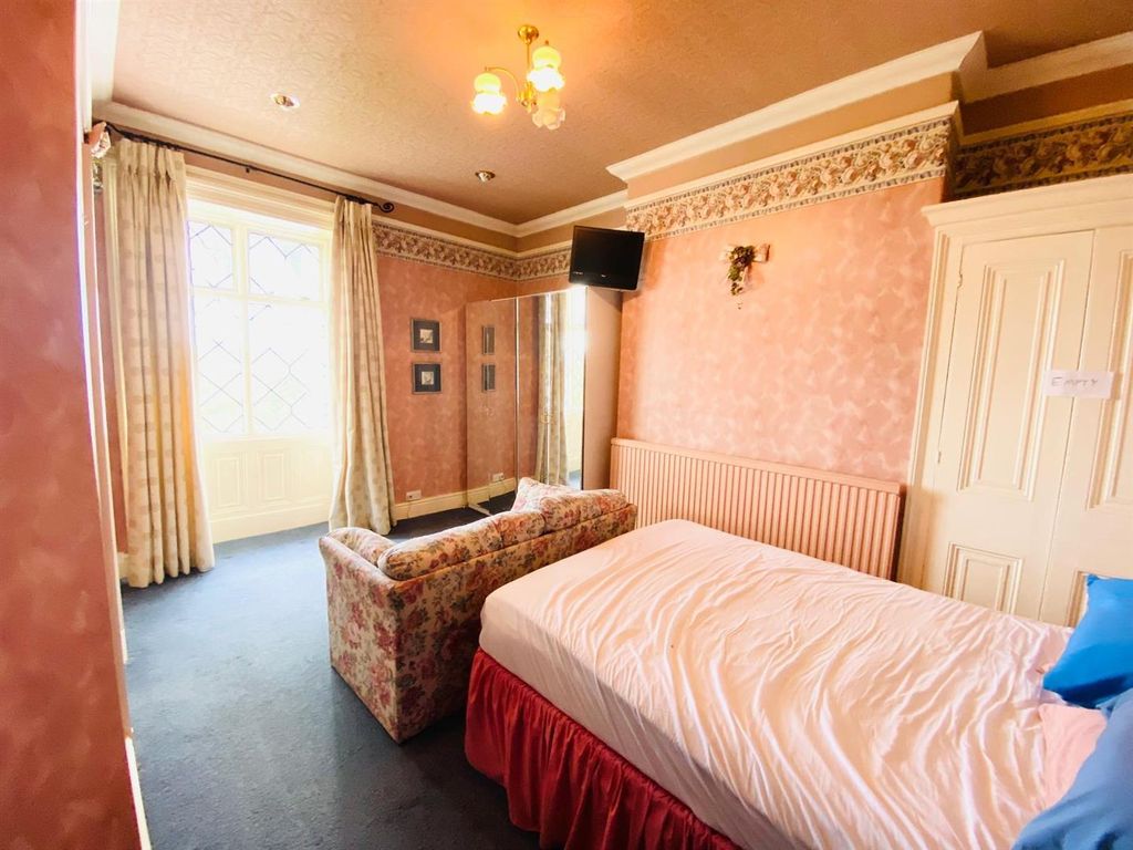 Additional image 25 of 4 bed country house for saleWesterhill House, Westerhill, Ashton-Under-Lyne OL7