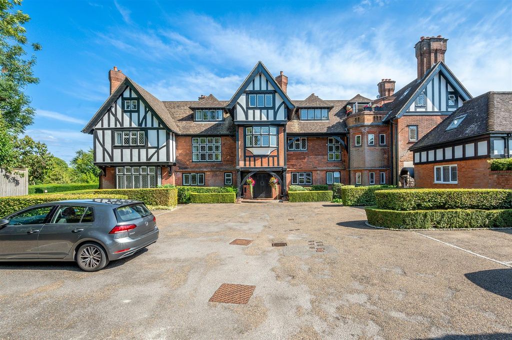 Additional image 30 of 2 bed flat for saleHolly Hill Park, Banstead SM7