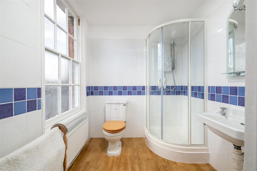 Additional image 13 of 8 bed semi-detached house for saleThe Crescent, Bedford MK40