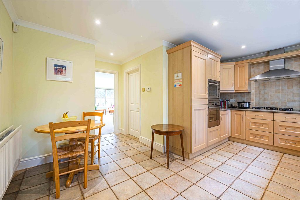 Additional image 15 of 5 bed detached house for saleShenstone Hill, Gravel Path, Berkhamsted, Hertfordshire HP4