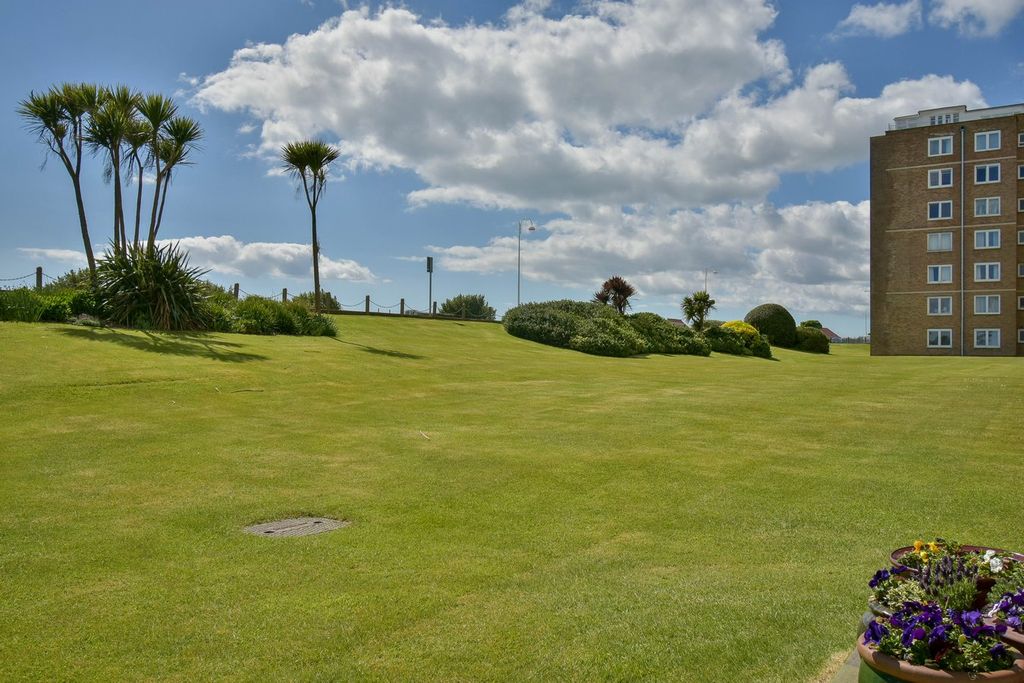 Additional image 5 of 3 bed flat for saleWest Parade, Bexhill-On-Sea TN39