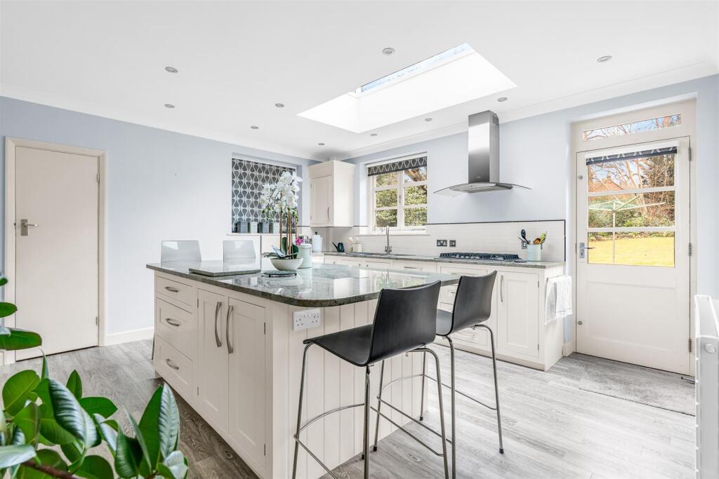 Additional image 9 of Mandeville Rise, Welwyn Garden City