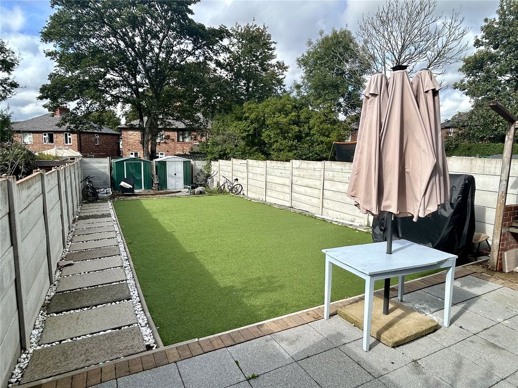 Additional image 20 of 4 bed semi-detached house for saleSmallshaw Lane, Ashton-Under-Lyne, Greater Manchester OL6