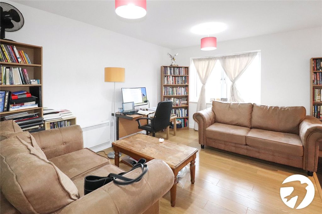 Additional image 3 of 2 bed flat for saleLittle Brights Road, Belvedere DA17