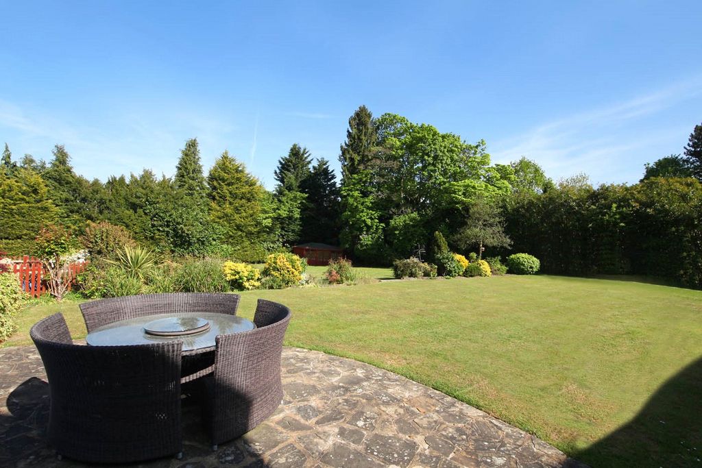Additional image 13 of 7 bed detached house for salePenn Road, Beaconsfield, Buckinghamshire HP9