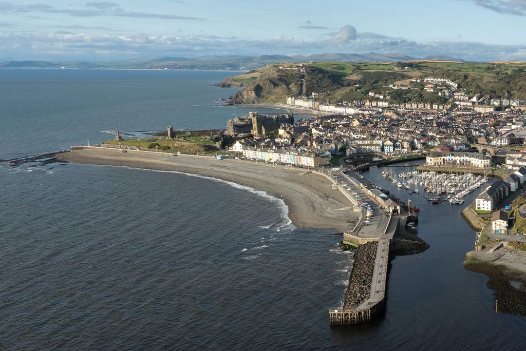 Additional image 4 of 10 bed terraced house for saleSouth Marine Terrace, Aberystwyth SY23