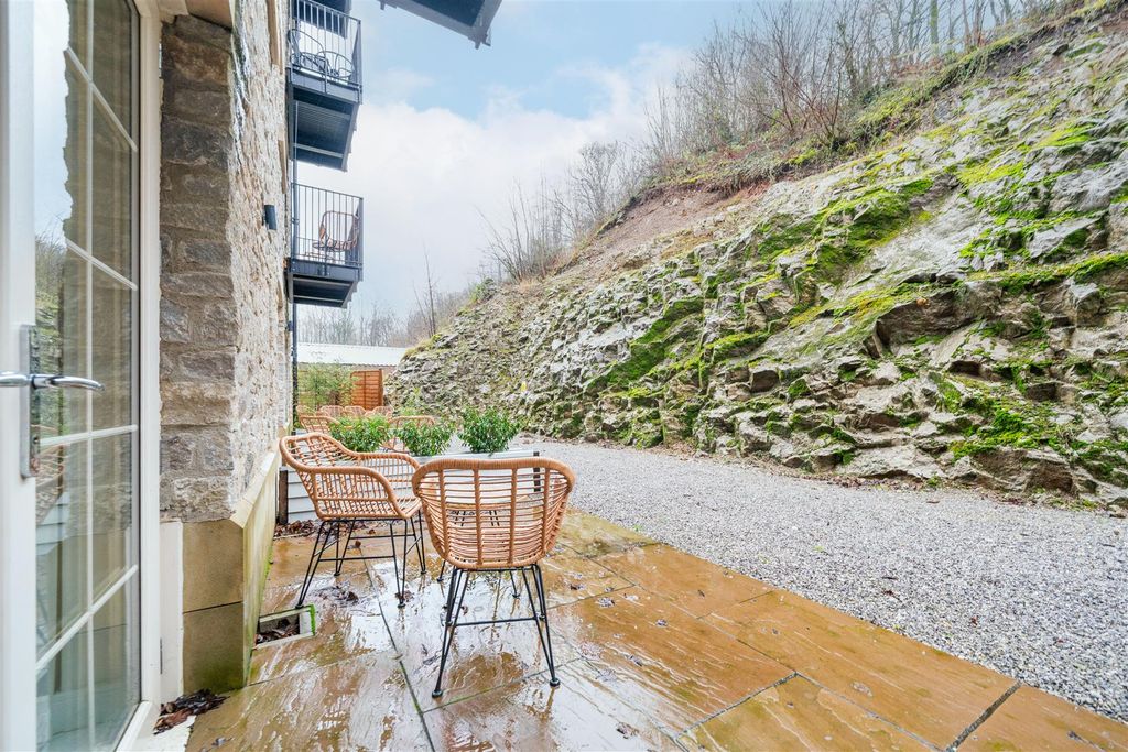 Additional image 18 of 1 bed flat for sale5 Rock Mill Holiday Apartments, The Dale, Stoney Middleton, Hope Valley S32