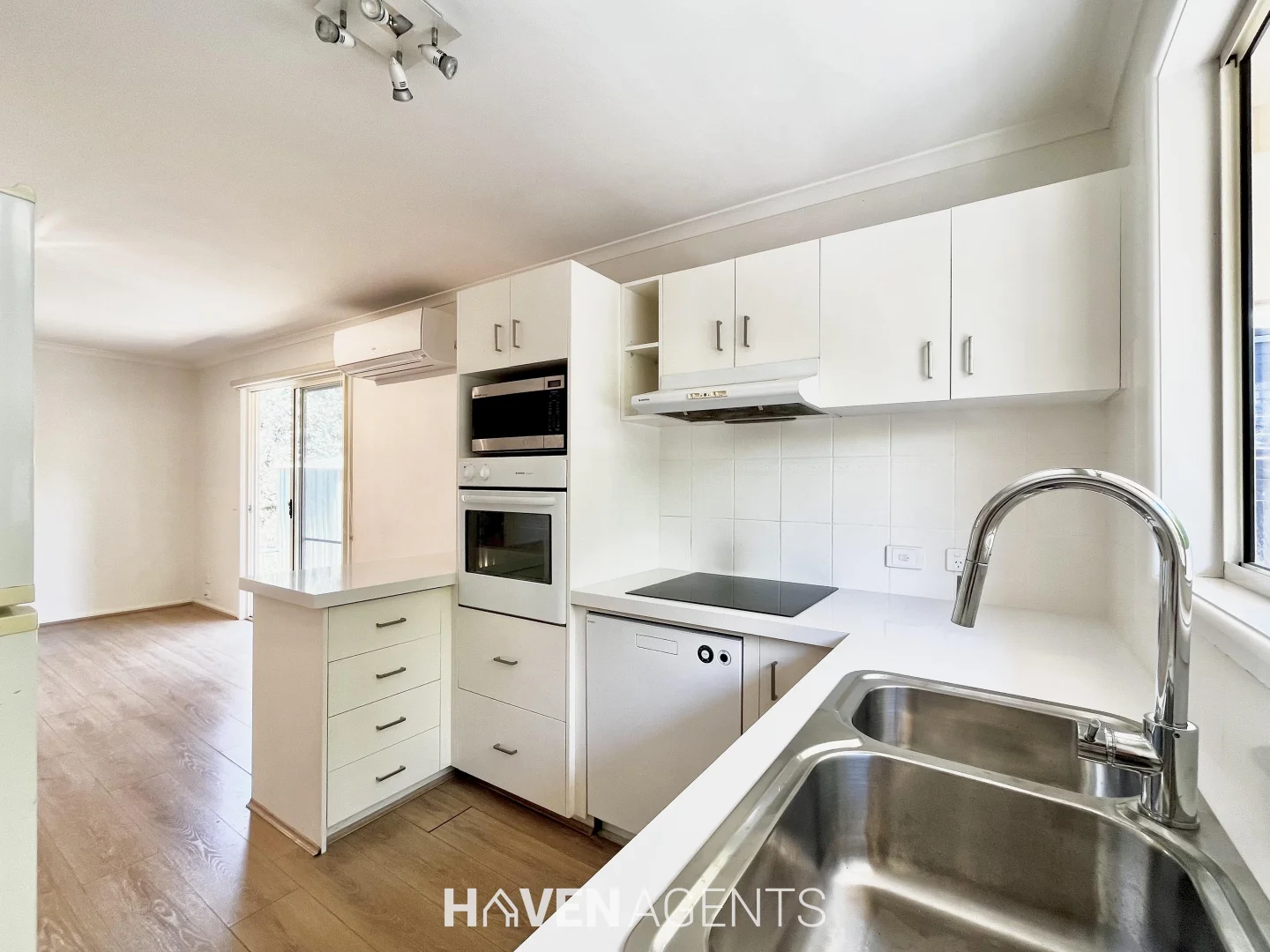 Additional image 4 of 22A Jupiter Street, Caulfield South VIC 3162