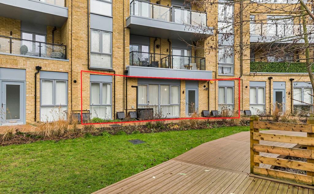 Additional image 3 of 2 bed flat for sale40 Roman Way, Beckenham BR3