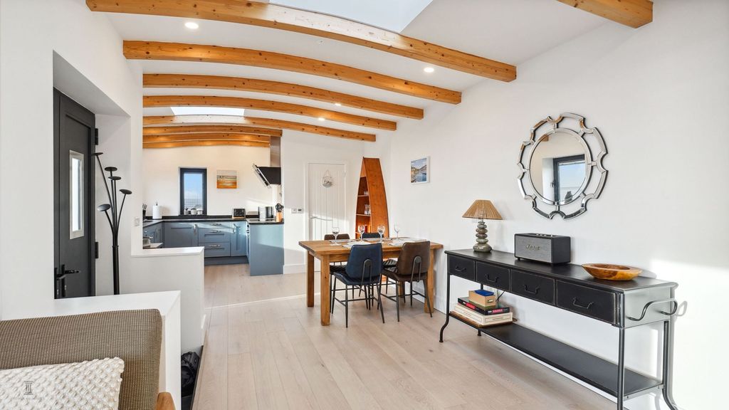 Additional image 9 of 1 bed property for saleHafan Y Traeth, Marine Parade, Barmouth LL42