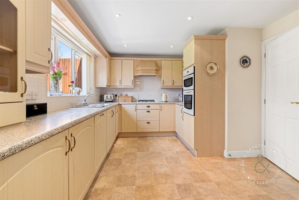 Additional image 13 of 4 bed detached house for saleGelli Frongoch, Pontprennau, Cardiff CF23