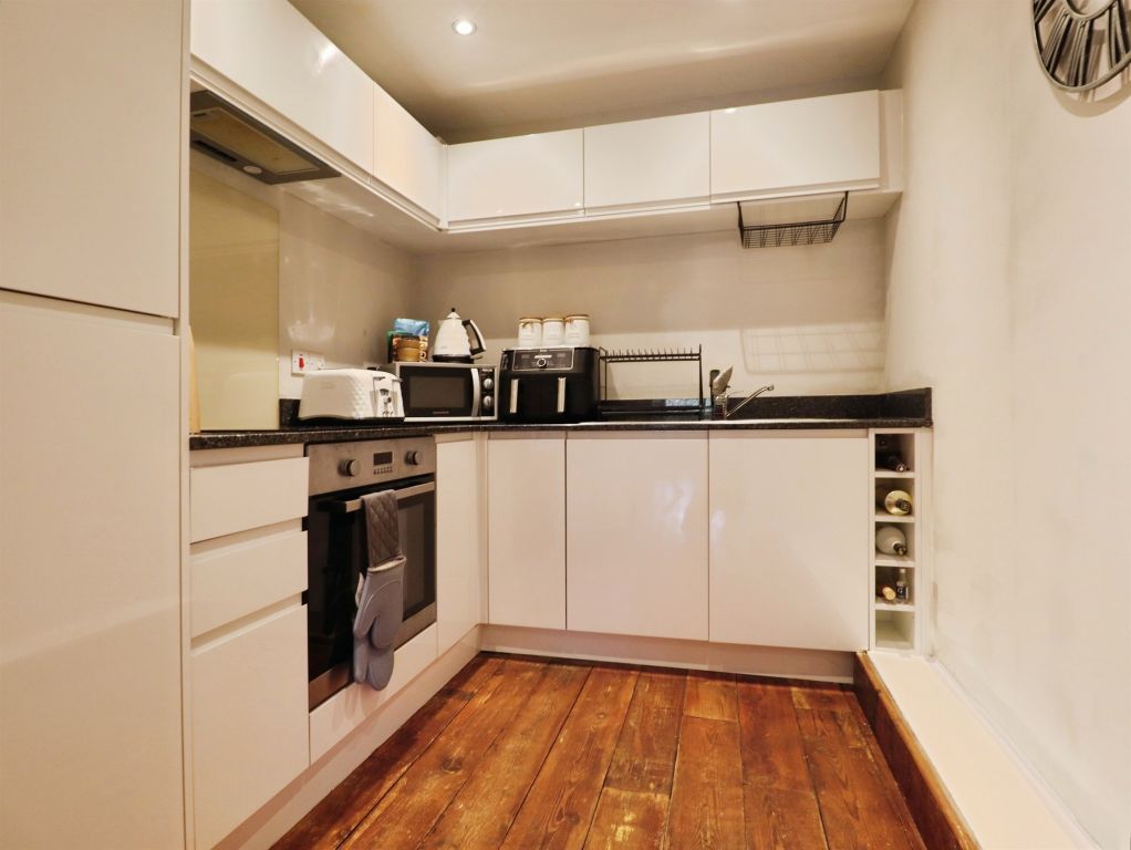Additional image 9 of 1 bed flat for saleHood Road, Barry CF62