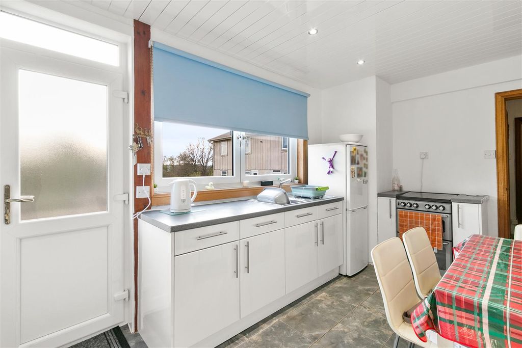 Additional image 7 of 4 bed semi-detached house for saleLomond Drive, Dumbarton G82