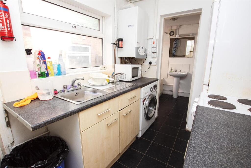 Tiverton Road, Birmingham, West Midlands, B29 photo 3