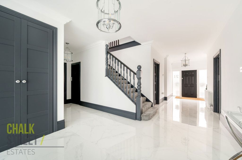 Additional image 19 of 5 bed detached house for saleWoodlands Avenue, Emerson Park RM11