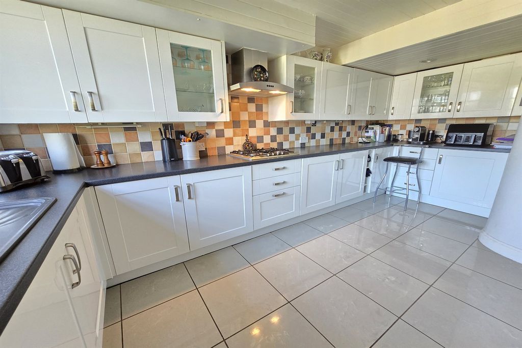 Additional image 6 of 4 bed town house for saleNorwood Park, Booth Road, Altrincham WA14