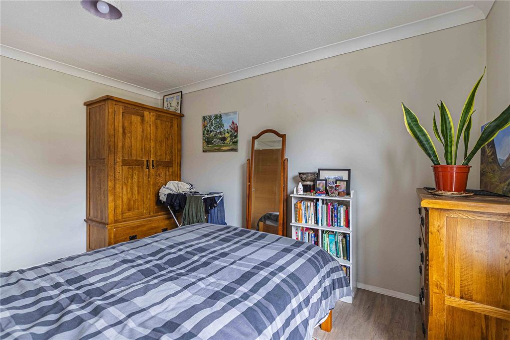 Additional image 10 of 2 bed flat for saleBridge Street, Berkhamsted, Hertfordshire HP4