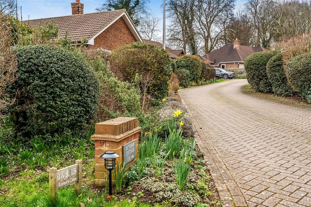 Additional image 23 of 3 bed detached bungalow for saleRoebuck Close, Ashtead KT21
