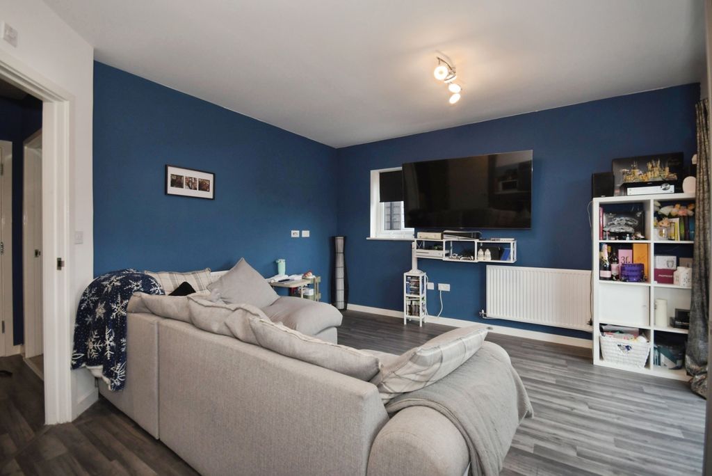 Additional image 2 of 1 bed flat for saleLaver Drive, Chesterfield, Derbyshire S41