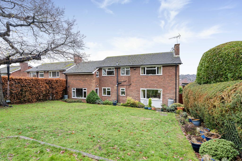 Additional image 19 of 5 bed detached house for saleTrevelyan Way, Berkhamsted HP4