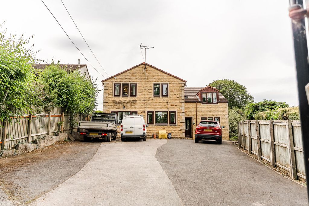 Additional image 2 of 6 bed detached house for saleLea Road, Batley WF17