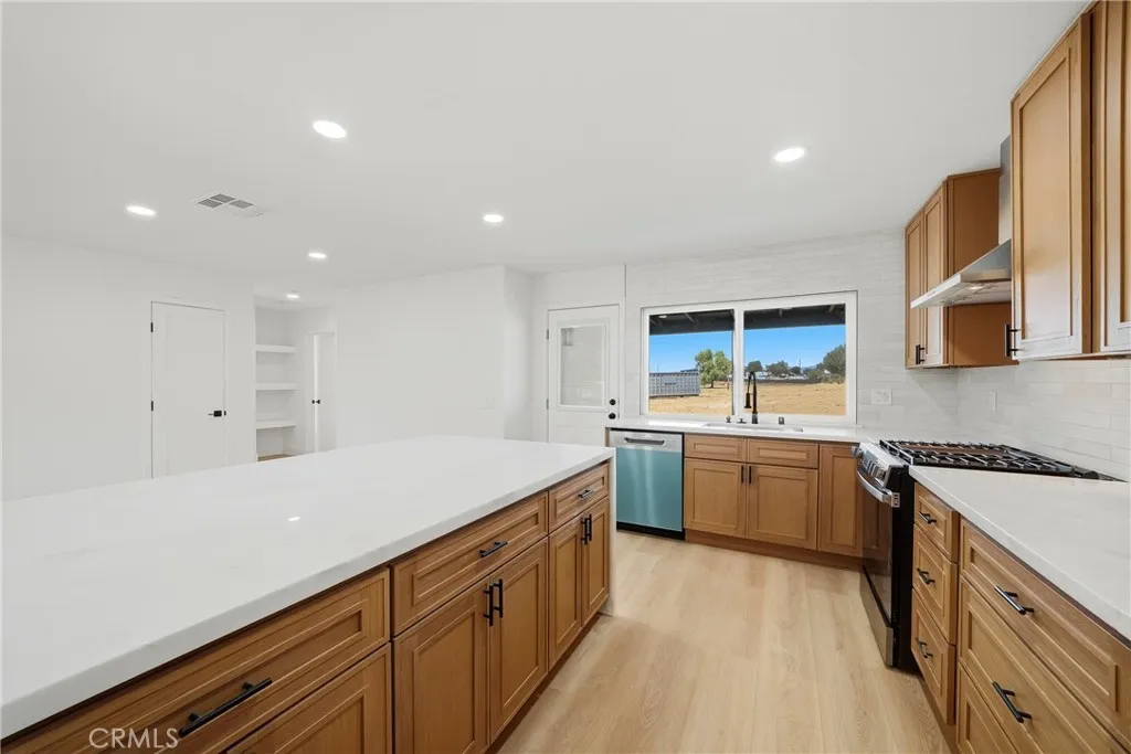 Additional image 20 of 20950 Warren Rd, Perris, CA 92570
