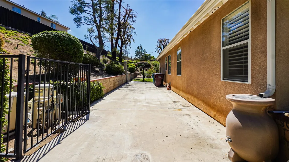 Additional image 75 of 16693 Weeping Willow Dr, Riverside, CA 92503