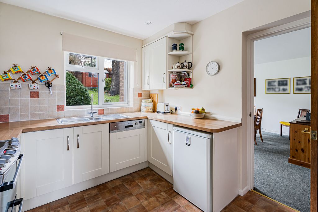 Additional image 7 of 5 bed detached house for saleTrevelyan Way, Berkhamsted HP4