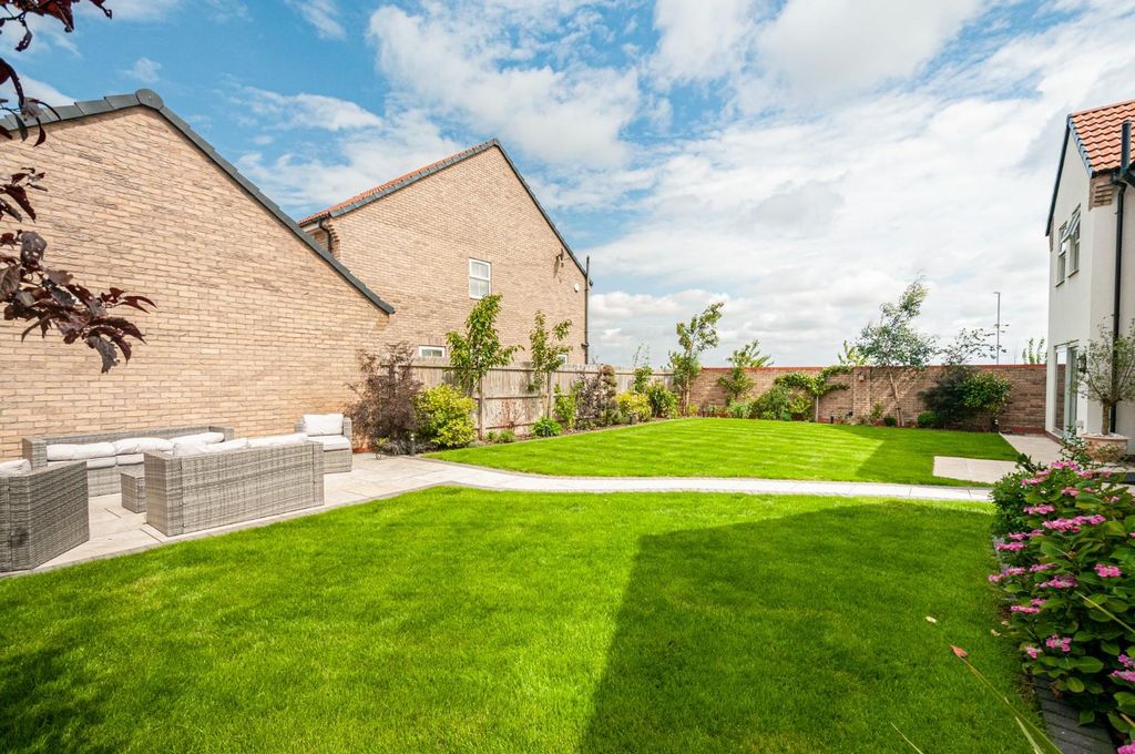 Additional image 24 of 4 bed property for saleWinter Place, Beverley HU17