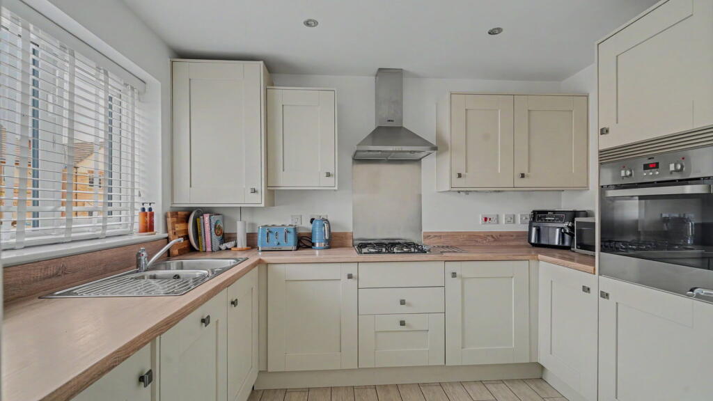 Additional image 9 of Hawthorn Way, Birmingham, B38 9AT