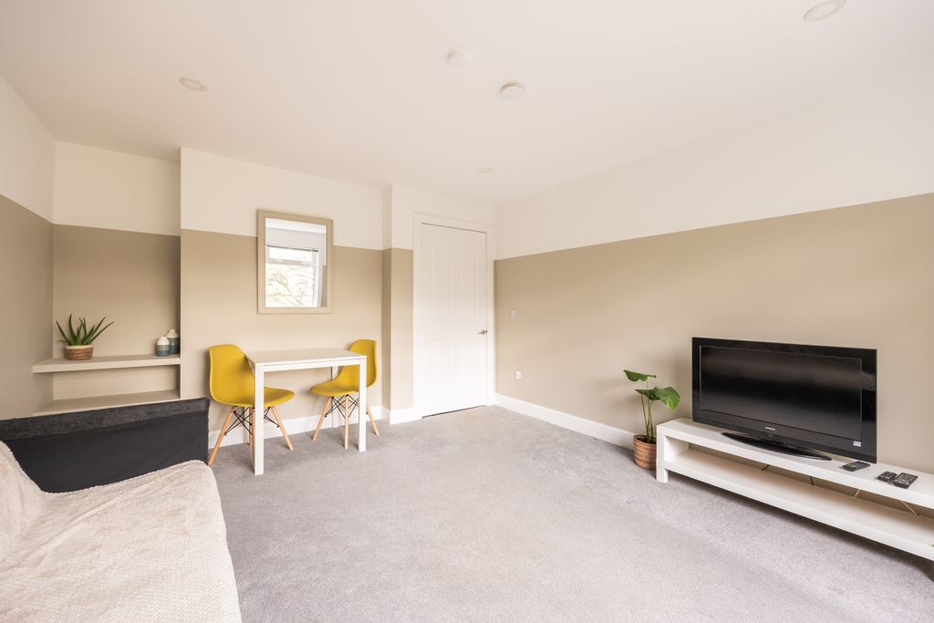 Additional image 3 of 1 bed flat for sale467 Lanark Road, Edinburgh EH14