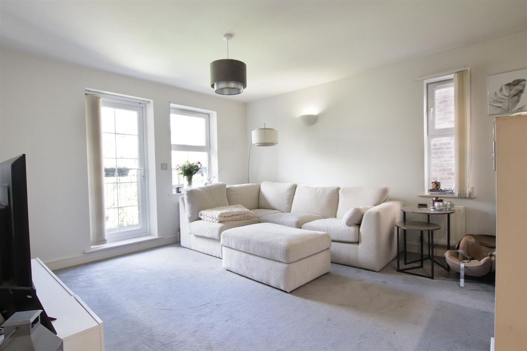Additional image 2 of 2 bed flat for saleBarrington Road, Altrincham WA14