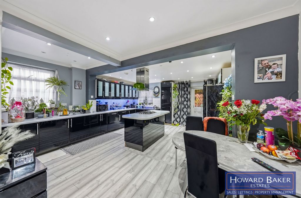 Additional image 3 of 5 bed semi-detached house for saleWoodfield Avenue, Colindale NW9