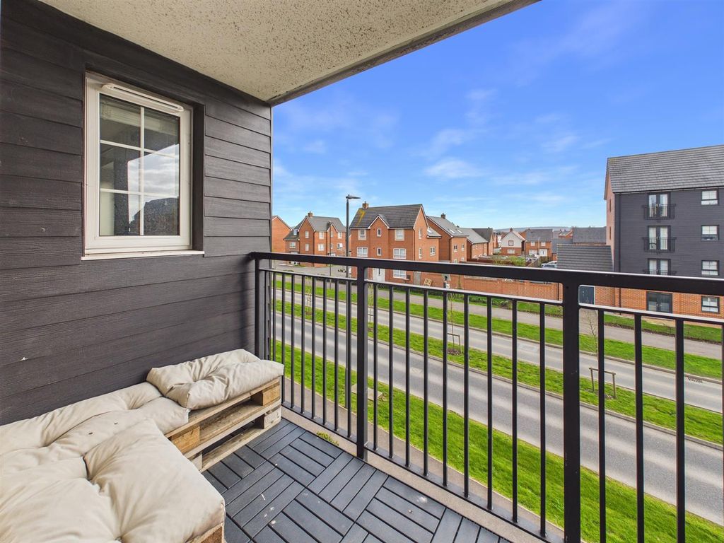 Additional image 6 of 2 bed flat for saleTeasel Street, Kingsbrook, Aylesbury HP22