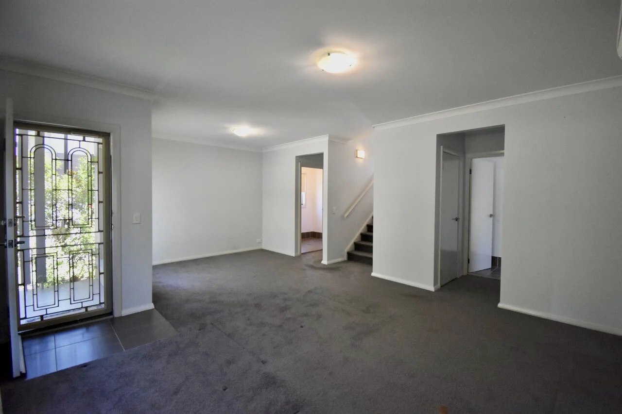 Additional image 2 of 20 Hemsworth Ave, Middleton Grange NSW 2171