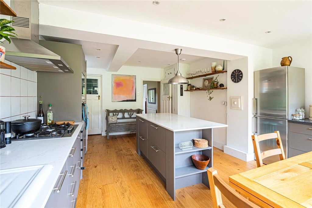 Additional image 5 of 6 bed detached house for saleLondon Road, Berkhamsted, Hertfordshire HP4