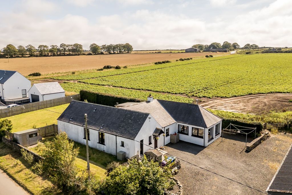 Additional image 2 of 4 bed detached house for saleBurnside Of Kirkbuddo Farm, Kirkbuddo, Forfar DD8