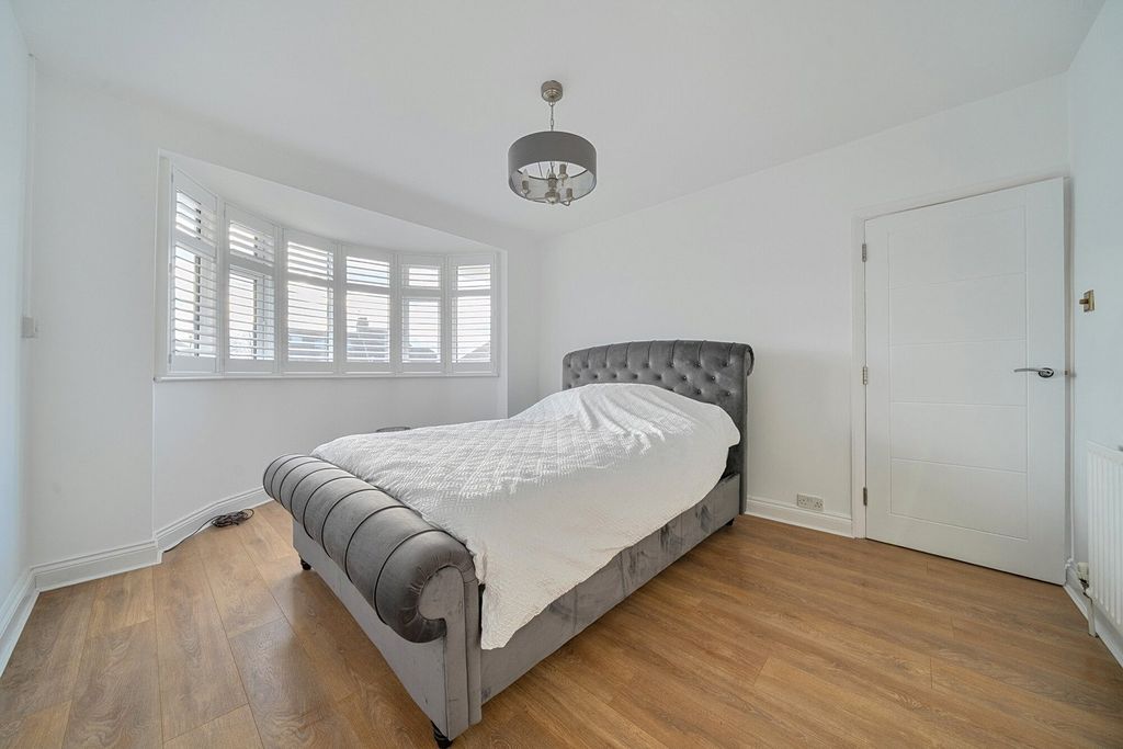 Additional image 7 of 3 bed detached house for saleBlendon Drive, Bexley DA5