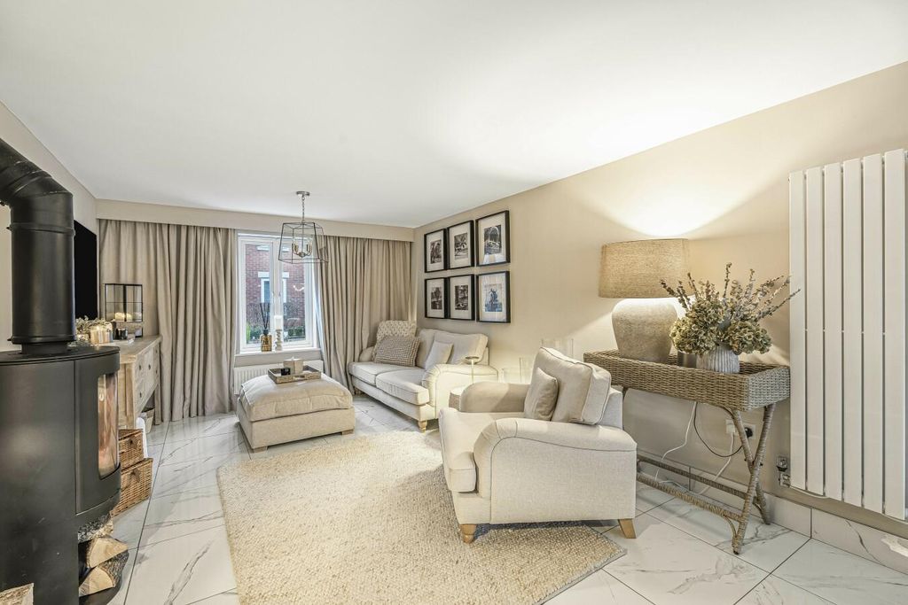 Additional image 21 of 5 bed detached house for saleAscot Way, Bicester OX26
