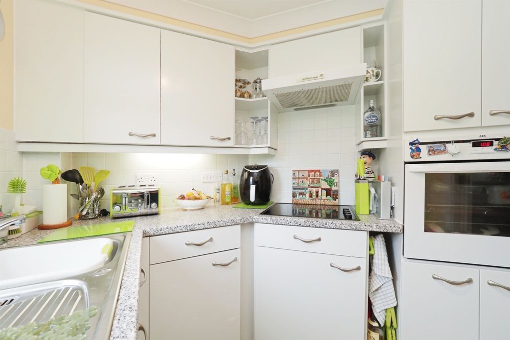 Additional image 16 of 1 bed flat for saleKedleston Close, Belper DE56