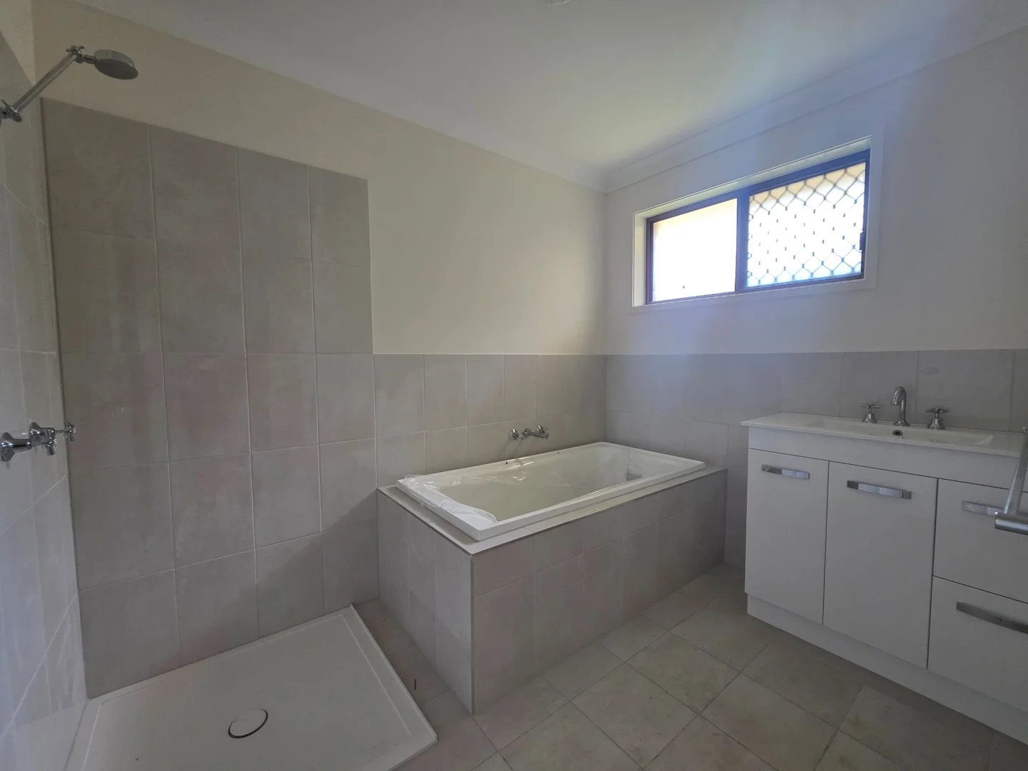 2 Mckean Road, Scarness QLD 4655 photo 4