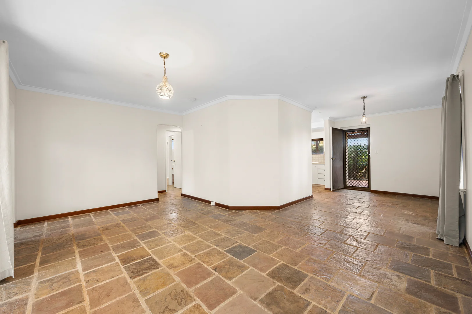 Additional image 5 of 1/114 Petra Street, Bicton WA 6157