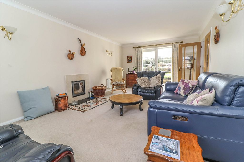 Additional image 4 of 4 bed detached house for saleBurdock Close, Goodworth Clatford, Andover, Hampshire SP11
